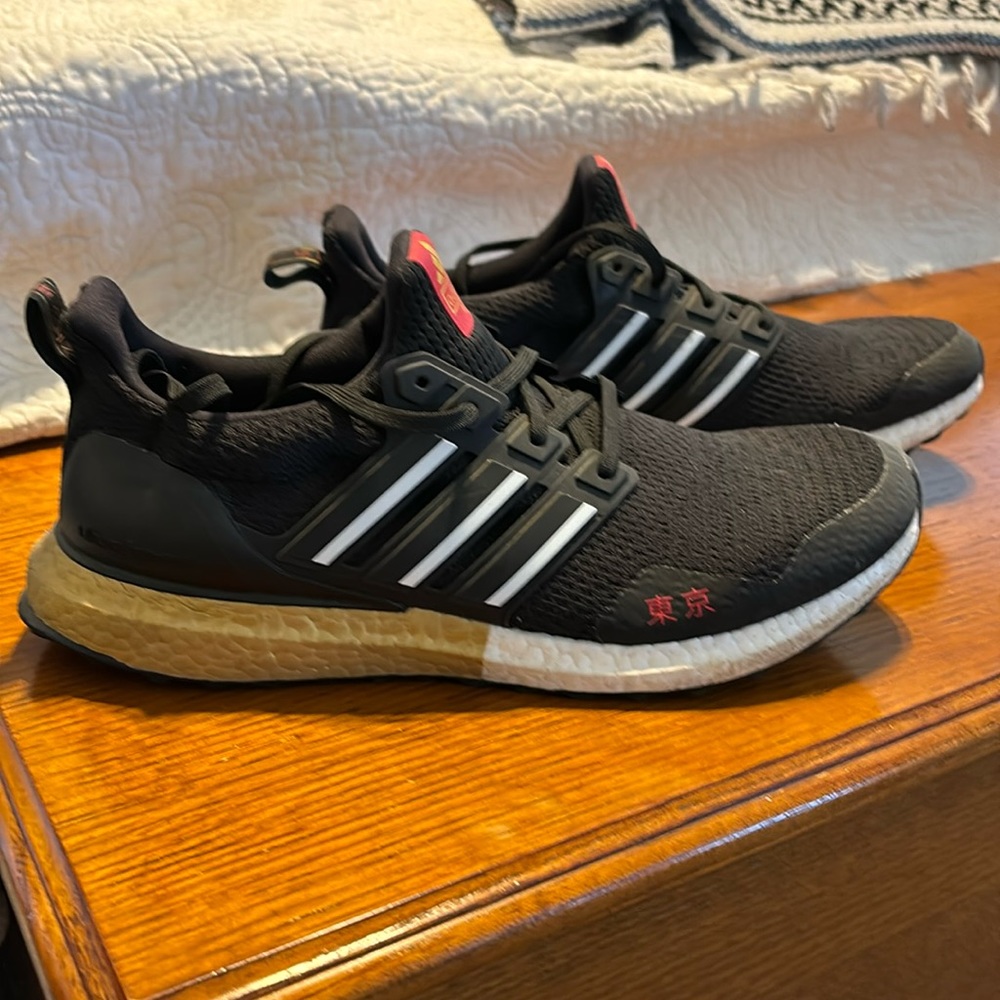 Adidas Ultraboost “Tokyo”